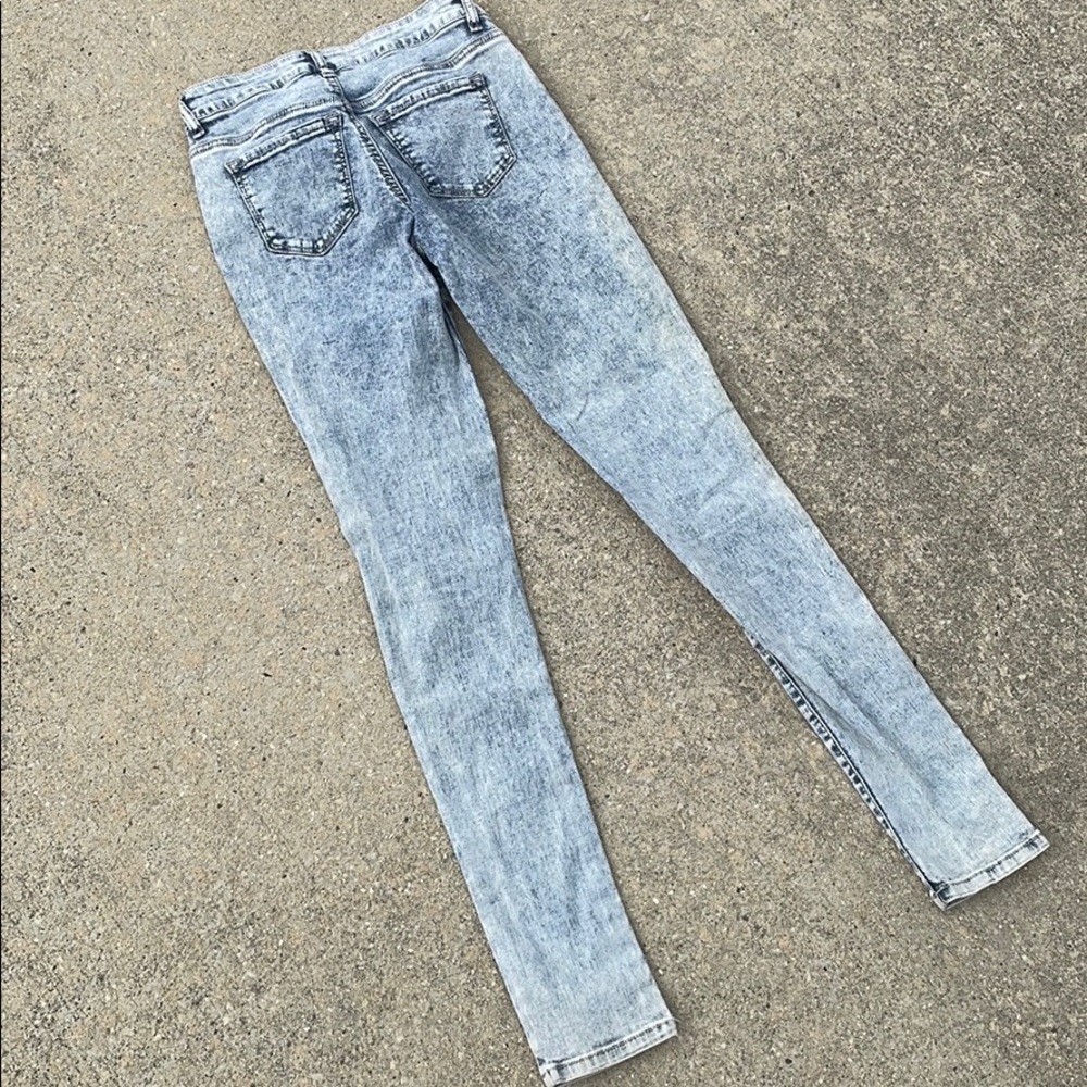 Refuge Ripped Jeans - Picture 4 of 4